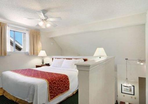 фото отеля MainStay Suites Pensacola FL