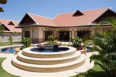 фото отеля The Chase & Foxlea Villas Bang Lamung