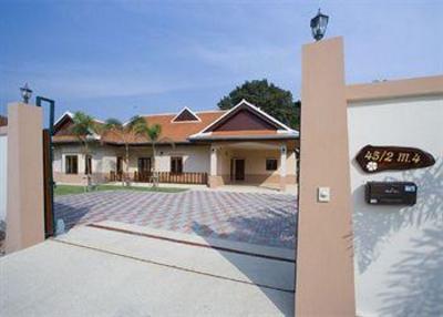 фото отеля The Chase & Foxlea Villas Bang Lamung