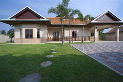 фото отеля The Chase & Foxlea Villas Bang Lamung