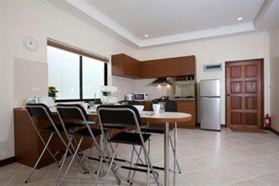фото отеля The Chase & Foxlea Villas Bang Lamung