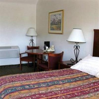 фото отеля Americas Best Value Inn & Suites Canon City