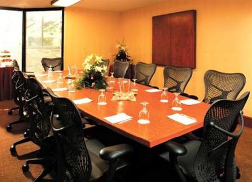 фото отеля DoubleTree by Hilton Hotel Memphis