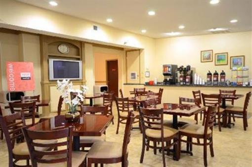 фото отеля Comfort Suites Chesapeake