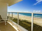 фото отеля Beachfront Viscount Apartments Gold Coast