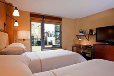 фото отеля Four Points by Sheraton Manhattan Chelsea