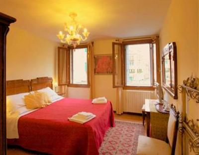 фото отеля 3749 Ponte Chiodo Guest House Venice