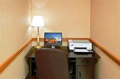 фото отеля Holiday Inn Express Hotel & Suites Harrison (Arkansas)