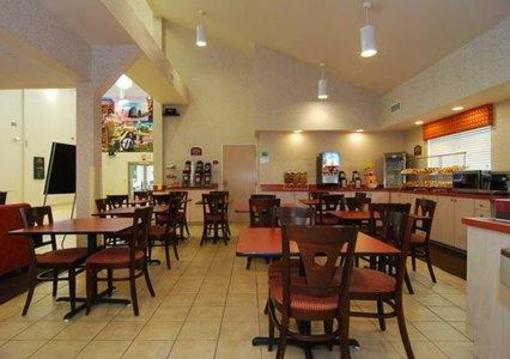 фото отеля Comfort Suites - Columbus Clara St