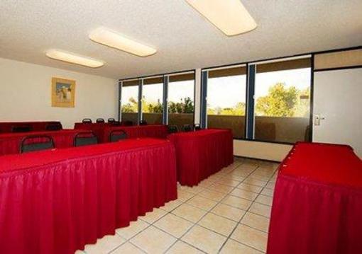 фото отеля Clarion Hotel Phoenix Tech Center