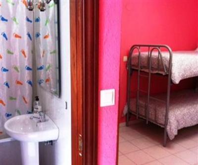 фото отеля Barbieri International Hostel Madrid