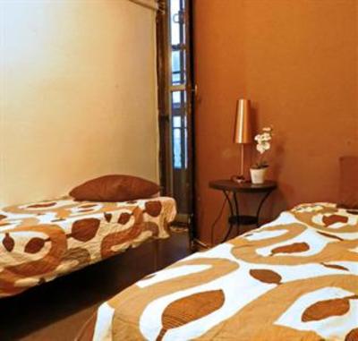 фото отеля Barbieri International Hostel Madrid