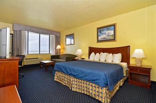 фото отеля BEST WESTERN Ocean Beach Hotel