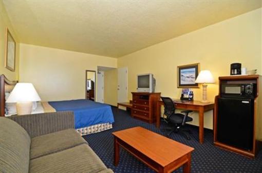 фото отеля BEST WESTERN Ocean Beach Hotel