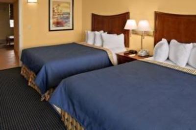 фото отеля BEST WESTERN Ocean Beach Hotel