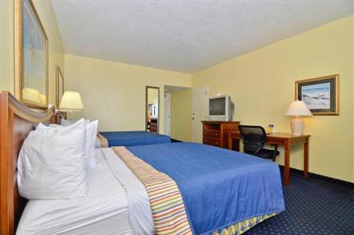 фото отеля BEST WESTERN Ocean Beach Hotel