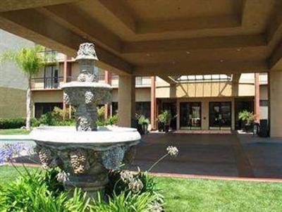 фото отеля Embassy Suites San Luis Obispo