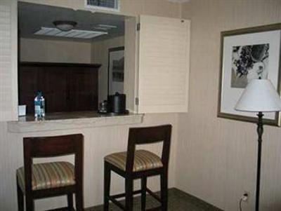 фото отеля Embassy Suites San Luis Obispo