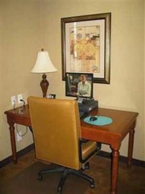 фото отеля Embassy Suites San Luis Obispo