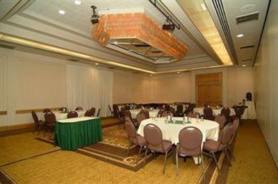 фото отеля Embassy Suites San Luis Obispo