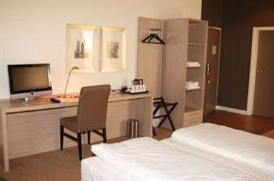фото отеля Arcadia Hotel Munchen Airport