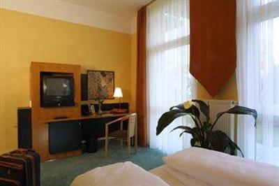 фото отеля Arcadia Hotel Munchen Airport