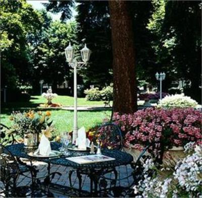 фото отеля Hotel Du Parc Thann