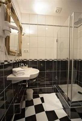 фото отеля Hotel Du Parc Thann