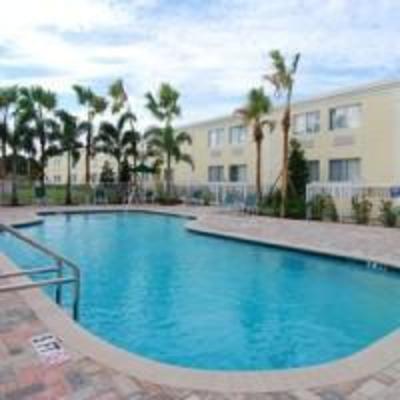 фото отеля Quality Inn & Suites Near Fairgrounds Ybor City