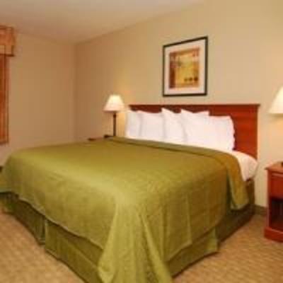 фото отеля Quality Inn & Suites Near Fairgrounds Ybor City