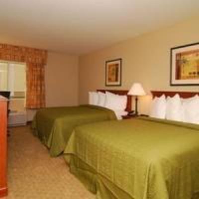 фото отеля Quality Inn & Suites Near Fairgrounds Ybor City