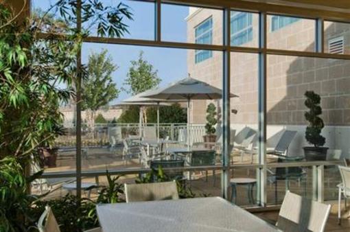 фото отеля Embassy Suites Hampton Rd Convention Ctr