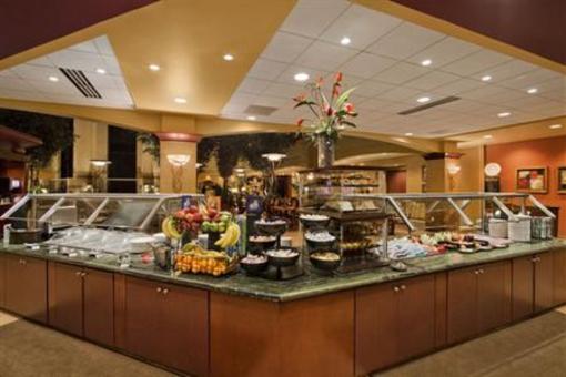 фото отеля Embassy Suites Hampton Rd Convention Ctr