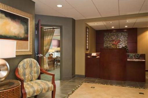 фото отеля Embassy Suites Hampton Rd Convention Ctr