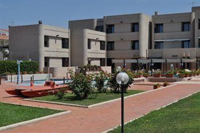 фото отеля Aurhotel