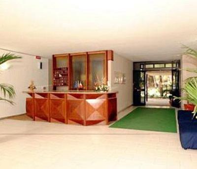 фото отеля Aurhotel