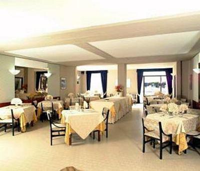 фото отеля Aurhotel