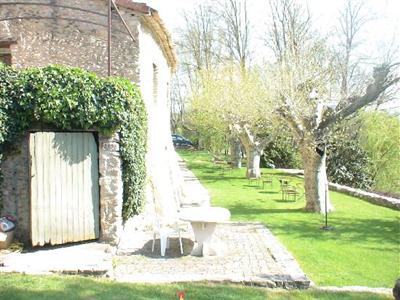 фото отеля Auberge Le Colombier Forcalquier