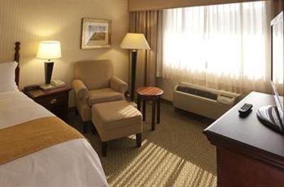 фото отеля Radisson Hotel Reagan National Airport
