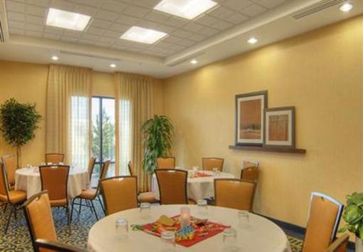 фото отеля SpringHill Suites Medford