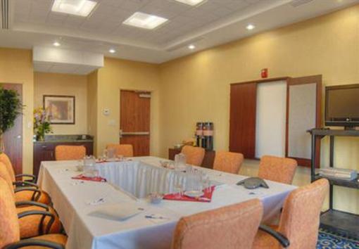 фото отеля SpringHill Suites Medford