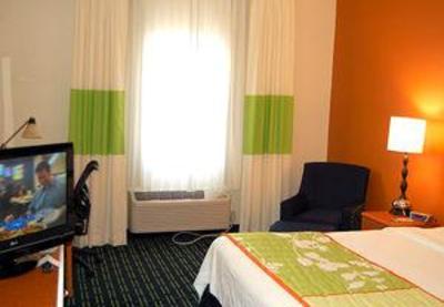 фото отеля Fairfield Inn & Suites Council Bluffs