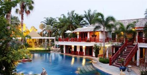 фото отеля Hotspring Beach Resort & Spa
