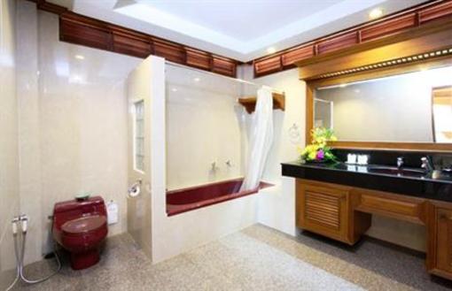 фото отеля Hotspring Beach Resort & Spa