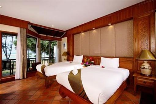 фото отеля Hotspring Beach Resort & Spa