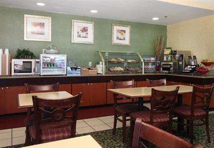 фото отеля Fairfield Inn Suwanee
