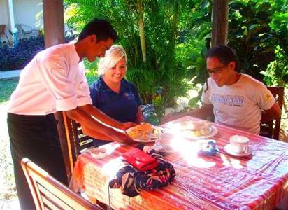 фото отеля Wailoaloa Beach Resort Fiji