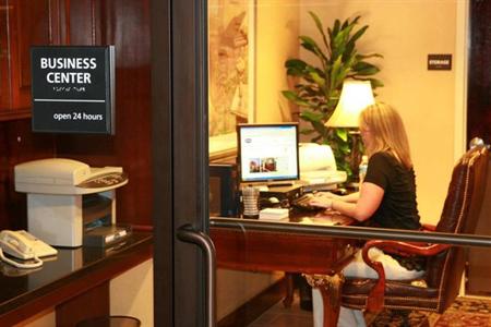 фото отеля Hampton Inn Greensboro Airport