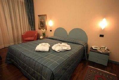 фото отеля Hotel Vittoria Sondrio