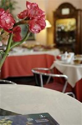 фото отеля Hotel Vittoria Sondrio